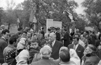 Charles de Gaulle, Saint-Julien-du-Verdon, 1960