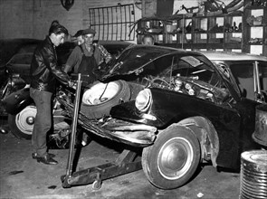 Piaf, her car after the accident, September 1958