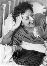 Piaf at the Meudon clinic, December 1959