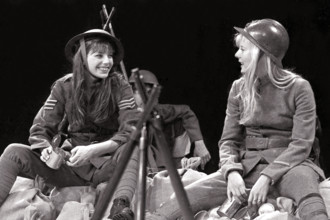 Jane Birkin and Sylvie Vartan