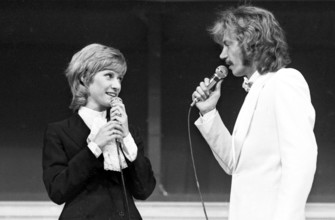 Danièle Gilbert, Antoine