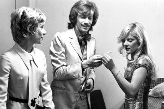 Danièle Gilbert, Antoine, Sylvie Vartan