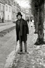 Jean-Claude Brialy sur le tournage du film "Une saison en enfer"  en 1970