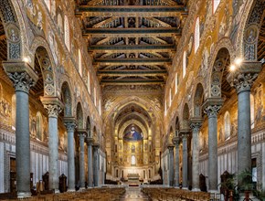Monreale, Duomo: view of the nave