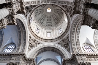 Brescia, intérieur du Duomo Nuovo (cathédrale)