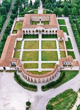 Vue aérienne du Palais Te à Mantoue