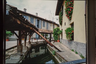 Ancien lavoir d'une rue de Milan