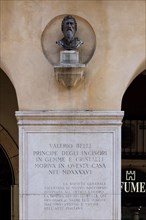 Vicenza: bust and epigraph dedicated to Valerio Belli