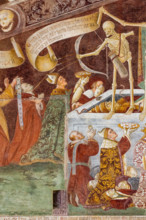 Oratorio dei Disciplini o di San Bernardino, decorato esternamente dagli affreschi del 1485