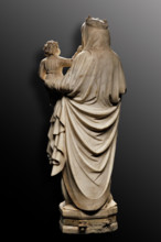 “Madonna con Bambino”, statua in marmo di Filippo di Domenico da Venezia, 1401-10 circa.
La