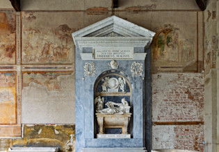 Pisa, Camposanto monumentale:
 in alto a sinistra: “Rassegnazione di Giobbe” (I Caldei tolgono a
