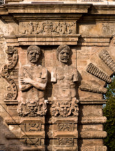 Palermo, Palazzo Reale o Palazzo dei Normanni, Torre di Porta Nuova: particolare dei telamoni,