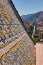 Palermo, Palazzo Reale o Palazzo dei Normanni:  Torre di Porta Nuova. In primo piano la copertura
