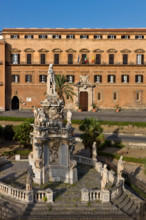 Palazzo Reale (Palazzo dei Normanni), fronte Nord-Est:
Palazzo Reale o "dei Normanni", Palermo