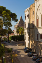Palermo, Palazzo Reale o Palazzo dei Normanni: il prospetto occidentale , i giardini del Bastione