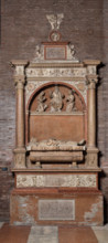 Modena, Duomo, interno, navata destra: monumento funerario dedicato a Francesco Molza; di