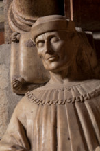 Modena, Duomo, interno, navata destra: monumento funerario dedicato a Francesco Molza; di