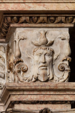 Modena, Duomo, interno, navata destra: monumento funerario dedicato a Francesco Molza; di