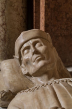Modena, Duomo, interno, navata destra: monumento funerario dedicato a Francesco Molza; di