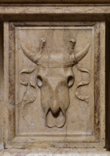 Modena, Duomo, interno, navata destra: monumento funerario dedicato a Francesco Molza; di
