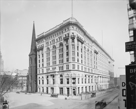 Metropolitan Life Insurance Building, New York City, New York, USA, Detroit Publishing Company, 1905