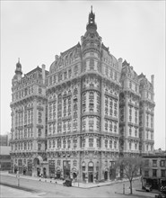 Ansonia Residential Hotel Building, New York City, New York, USA, Detroit Publishing Company, 1905