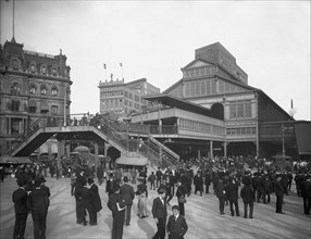 Manhattan Entrance to Brooklyn Bridge, New York City, New York, USA, Detroit Publishing Company, 1905