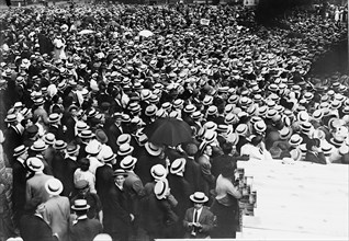 Socialist Anti-War Rally against World War I, Union Square, New York City, New York, USA, Bain News Service, 1914