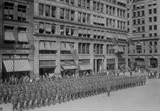 U.S. Army Coast Artillery Members in front of Everett Building, Union Square, New York City, New York, USA, Bain News Service, 1915