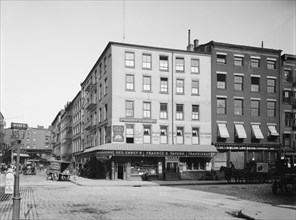 Fraunce's Tavern, Broad and Pearl Streets, New York City, New York, USA, Detroit Publishing Company, 1900