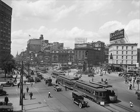 Street Scene, Woodward Avenue, Detroit, Michigan, USA, Detroit Publishing Company, 1915