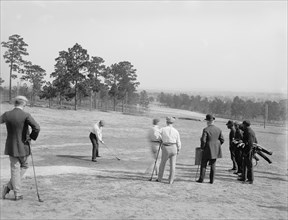 Golfers at No. 1 tee, Golf Course, Hampton Terrace, Augusta, Georgia, USA, Detroit Publishing Company, 1905