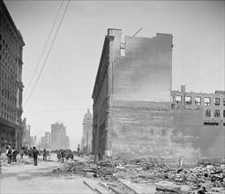Market Street, East from 5th, after Earthquake, San Francisco, California, USA, Detroit Publishing Company, 1906