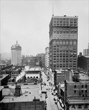 Wood Street and the Farmer's Bank, Pittsburgh, Pennsylvania, USA, Detroit Publishing Company, 1910