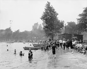 Children Swimming, Lake Elizabeth, West Park, Pittsburgh, Pennsylvania, USA, Detroit Publishing Company, 1910
