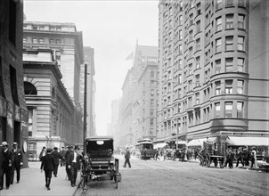 Street Scene, Dearborn Street, Chicago, Illinois, USA, Hans Behm for Detroit Publishing Company, 1907