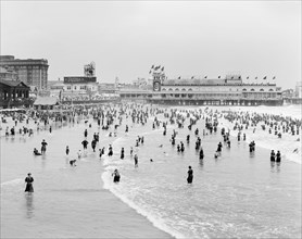 Beachgoers at Steeplechase, Atlantic City, New Jersey, USA, Detroit Publishing Company, 1910