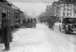 Street Scene, Pennsylvania Avenue in Snow During Winter, Washington DC, USA, Harris & Ewing, 1913