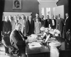 U.S. President William Howard Taft Signing Statehood Bill, Washington DC, USA, Harris & Ewing, 1912