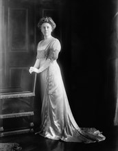 Helen Herron Taft, First Lady and Wife of U.S. President Howard Taft, Portrait, Harris & Ewing, 1910's