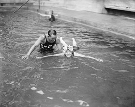 Learning to Swim, Wardman Park Hotel, Washington DC, USA, Harris & Ewing, 1922