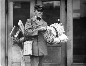 Mail Carrier, Portrait, USA, Harris & Ewing, 1923
