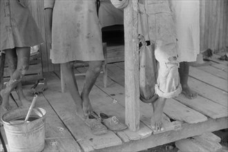 Feet of Children on Farm near Greensboro, Alabama, USA, Jack Delano for Farm Security Administration, May 1941