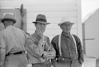 Farmers at Field Day, U.S. Dry Land Experiment Station, Akron, Colorado, USA, Arthur Rothstein for Farm Security Administration, October 1939