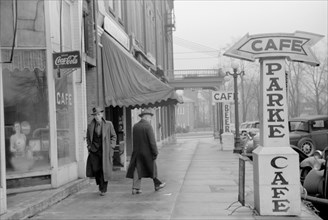 Main Street, Rockville, Indiana, USA, Arthur Rothstein for Farm Security Administration (FSA), February 1940