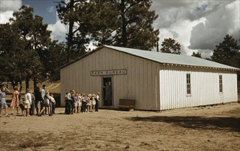 Children Waiting to Enter School in Farm Bureau Building, Pie Town, New Mexico, USA, Russell Lee, October 1940