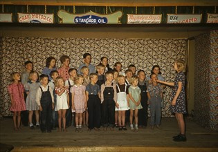 Schoolchildren Singing, Pie Town, New Mexico, USA, Russell Lee, October 1940