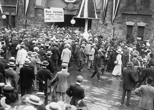 Crowd Standing at Entrance to Fifth Regiment Armory during Democratic National Convention, Baltimore, Maryland, USA, Bain News Service, 1912
