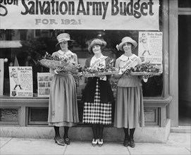 Young Women Volunteers, known as Salvation Army House Girls, Portrait, Washington DC, USA, National Photo Company, 1921