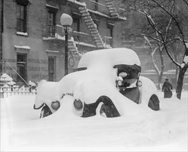 Automobile Covered in Snow during Blizzard, Washington DC, USA, National Photo Company, January 1922